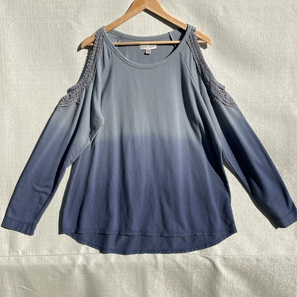 Knox Rose Women’s Cold Shoulder Sweatshirt Crocheted Ombre Blues Size XXL